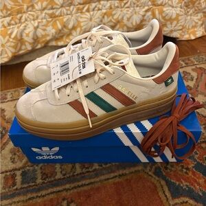 Adidas Originals Gazelle Bold W Maple Leaf Casual Lifestyle Sneakers